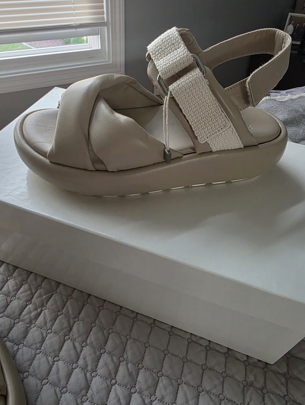 Peserico Cream Beige Platform Slingback Sandals